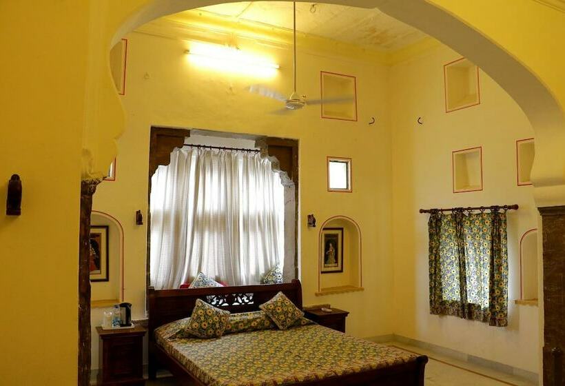 Отель Dev Niwas