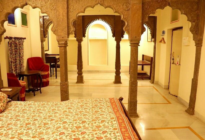 Отель Dev Niwas