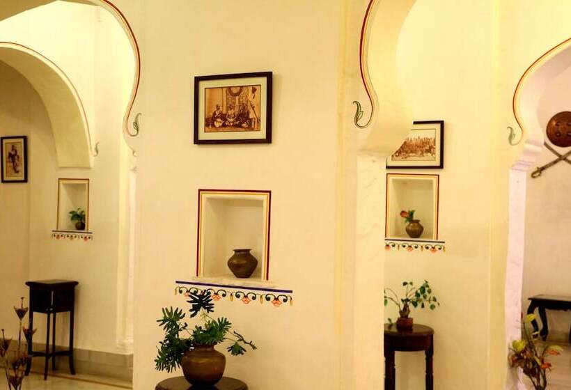 Отель Dev Niwas