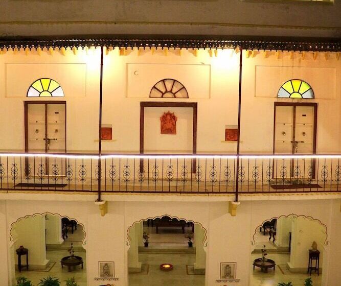 Отель Dev Niwas