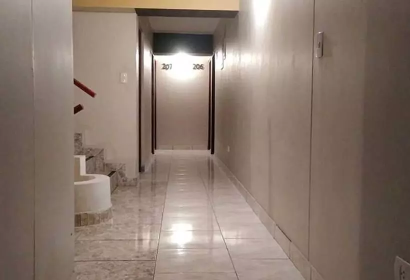 Hotelli El Valle De Churin