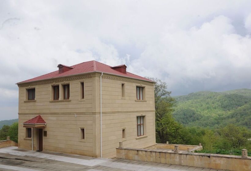 هتل Goy Gol Lake Resort