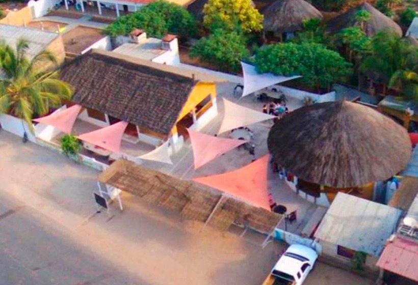 هتل Le Petit Quartier Chez Amanthia