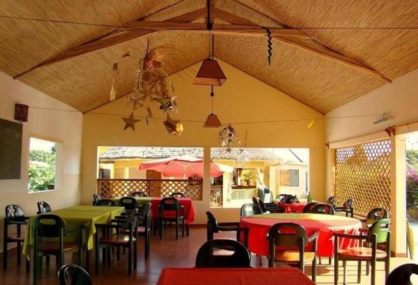 هتل Le Petit Quartier Chez Amanthia