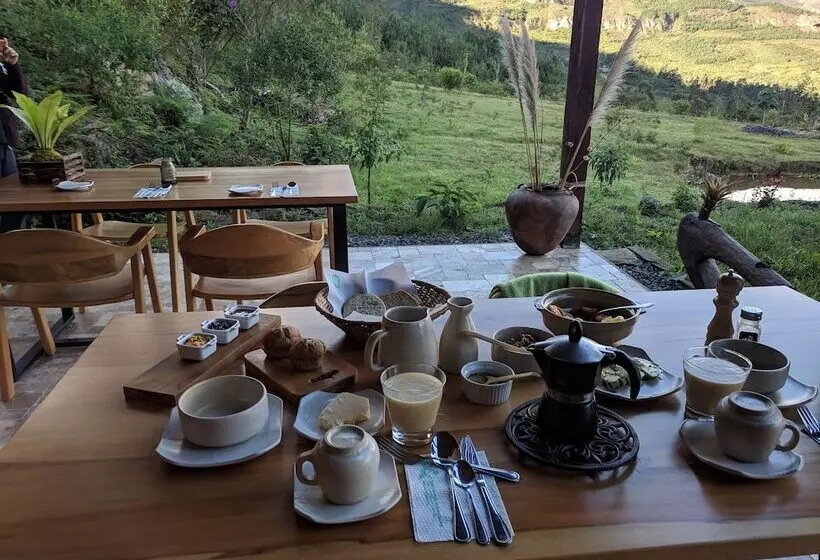 ホテル Mamaq Tambo Lodge