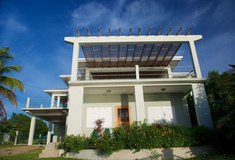 هتل Seaglass Cottage 1st Level