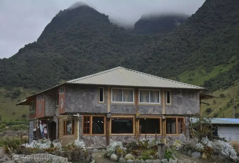 Hotelli Sol De Piedra Papallacta