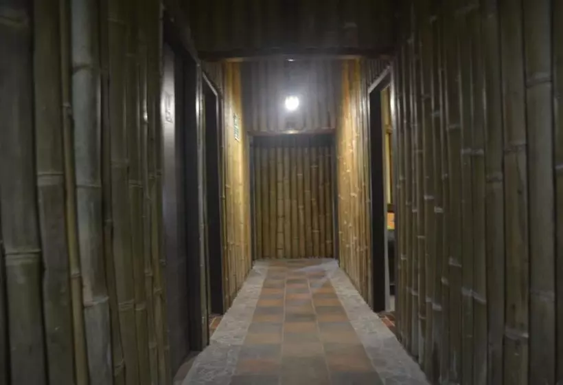 Hotelli Sol De Piedra Papallacta