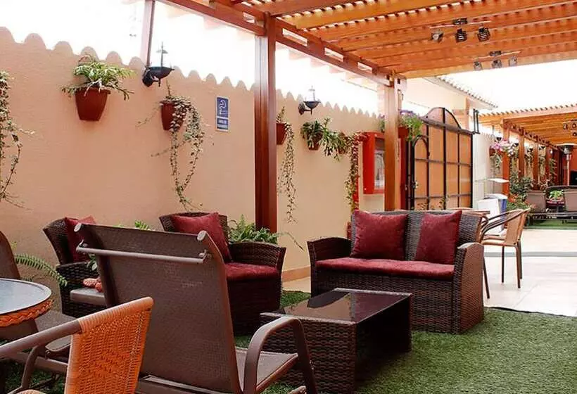 Hotelli Tababela Land