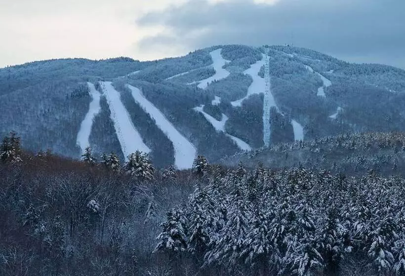 Majatalo Brook Road Inn