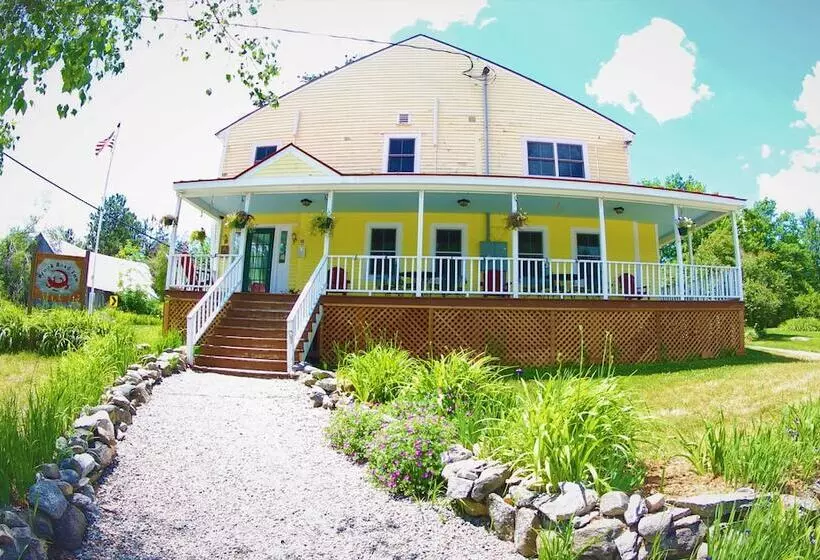 Majatalo Brook Road Inn