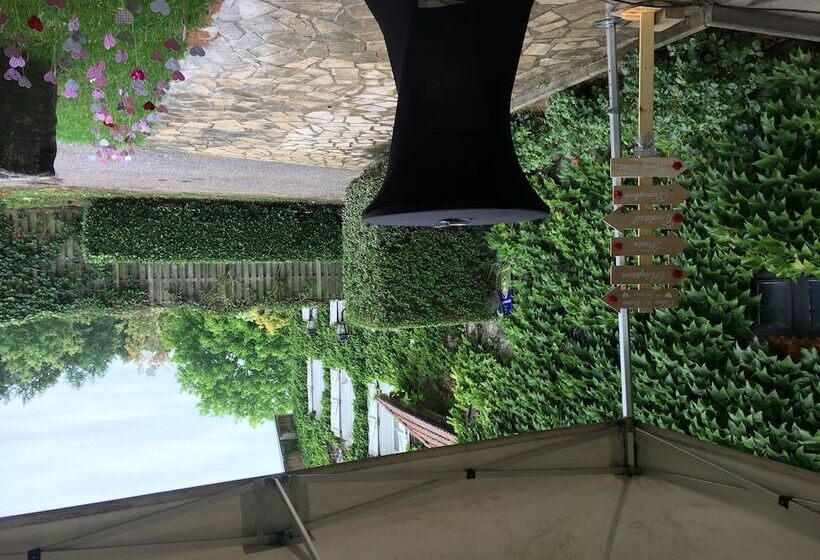 펜션 Les Templiers