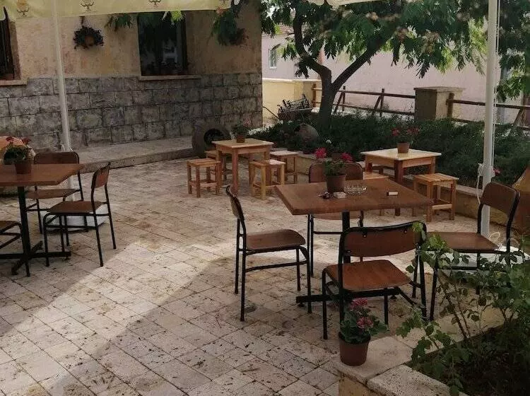 Priamos Pansiyon