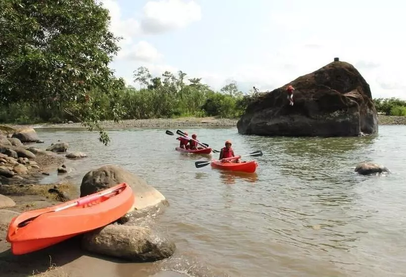 ユースホステル Hosteria Piedra De Vapor