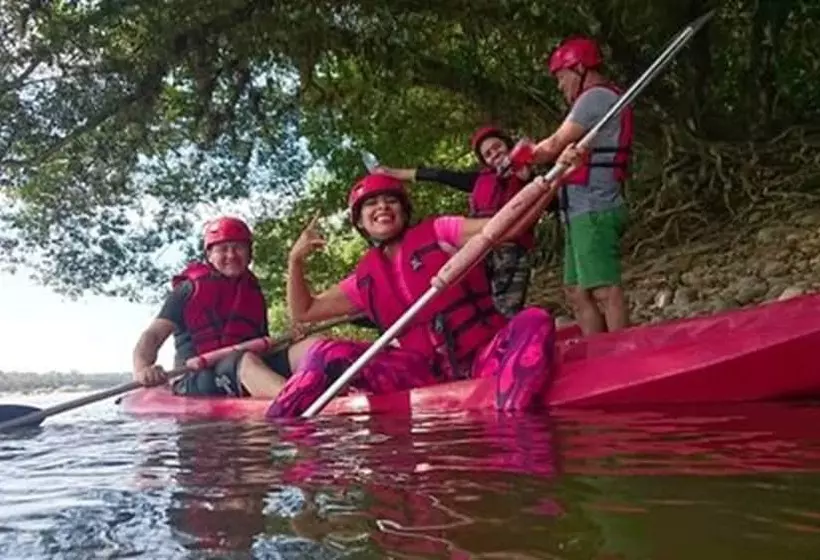 ユースホステル Hosteria Piedra De Vapor