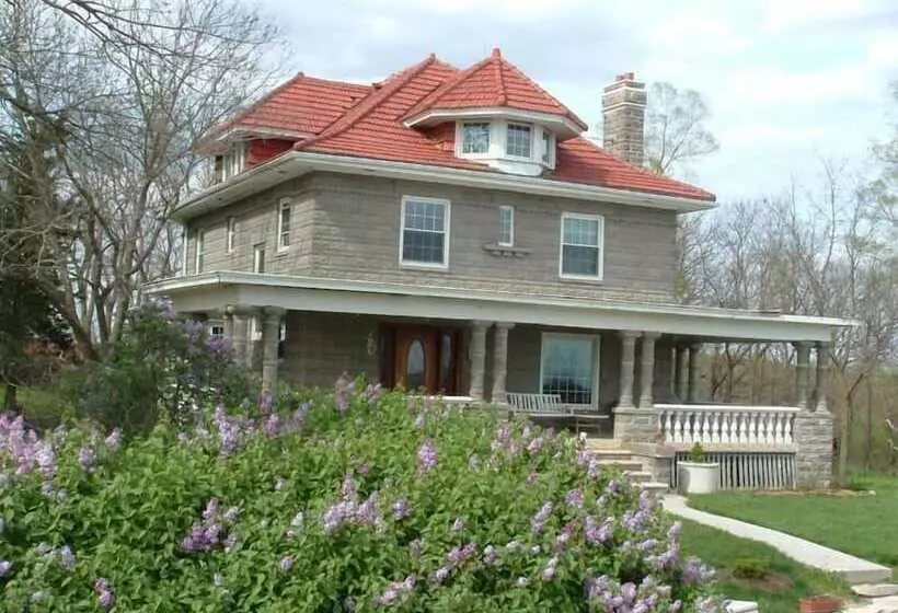 Aamiaismajoitus (B&B) Prairie Creek Inn