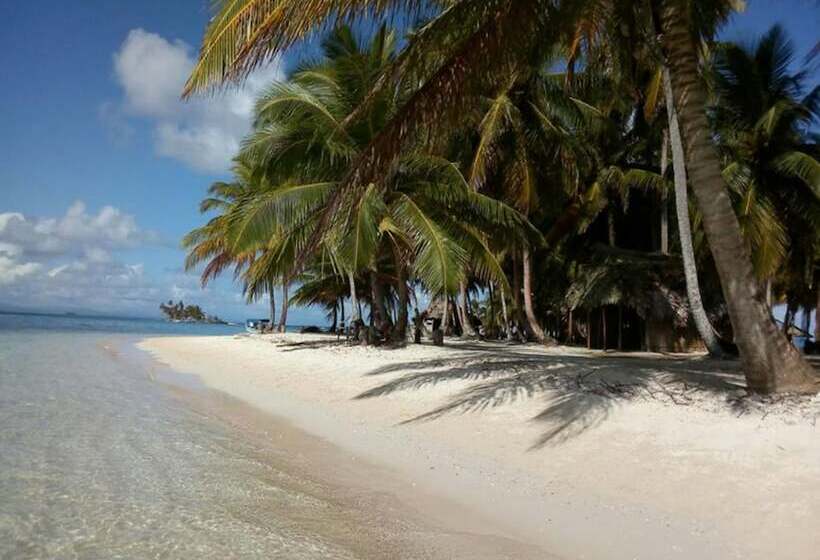 Cabañas Demar Achudup   Hostel