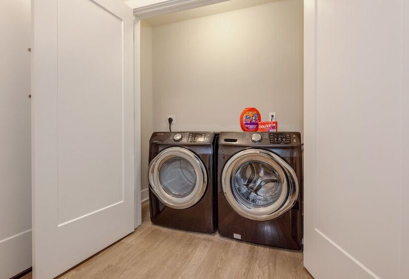 Heaven In Charlotte Furnished Apartments