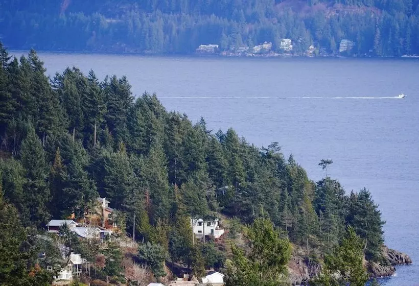 Hotelli Artisan Suites On Bowen