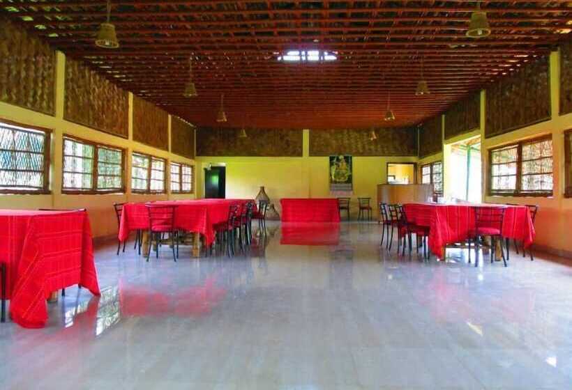 ホテル Camp Rhino Resort