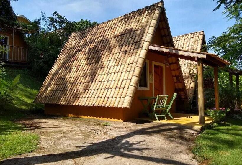 Отель Chalés Quinta Do Cedro