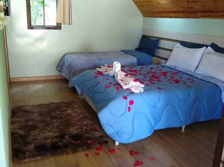 Отель Chalés Quinta Do Cedro