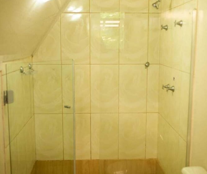 Отель Chalés Quinta Do Cedro