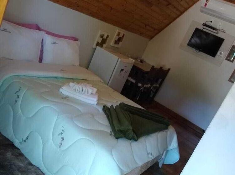 Отель Chalés Quinta Do Cedro