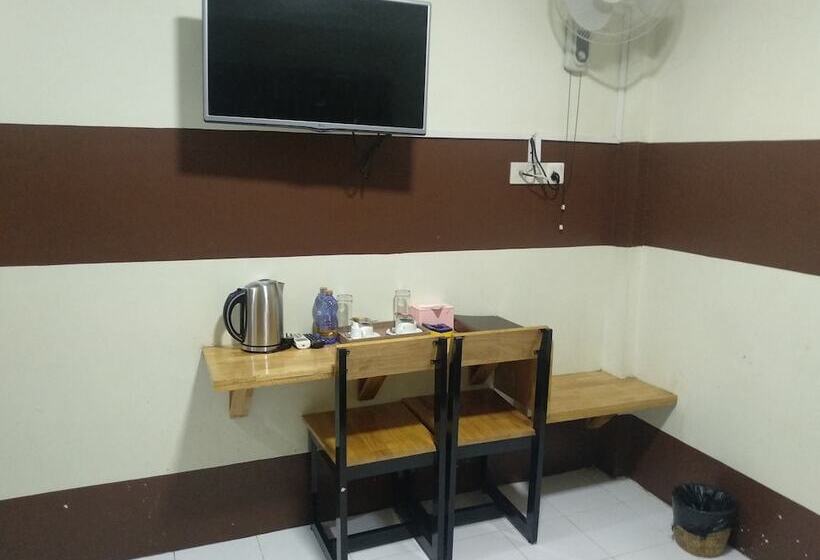 هتل Grand Diamond Guest House