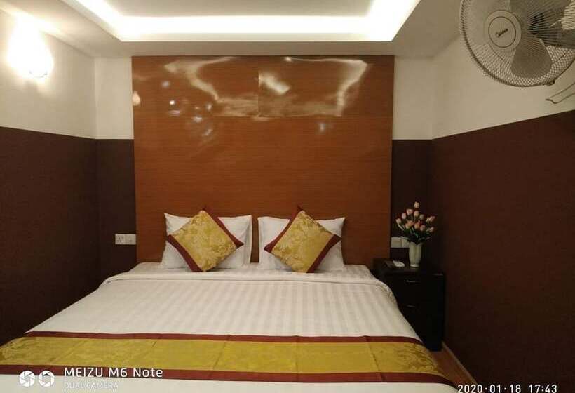 هتل Grand Diamond Guest House