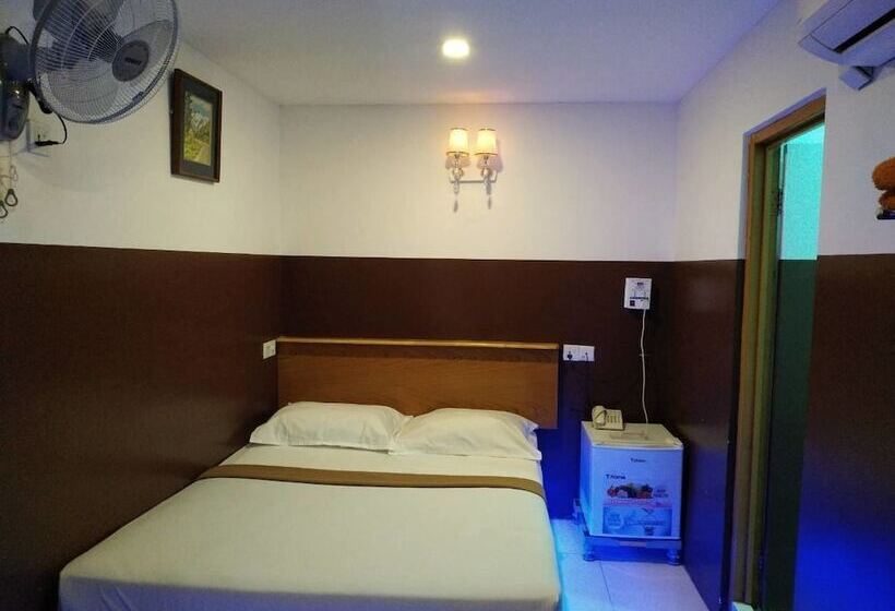 هتل Grand Diamond Guest House