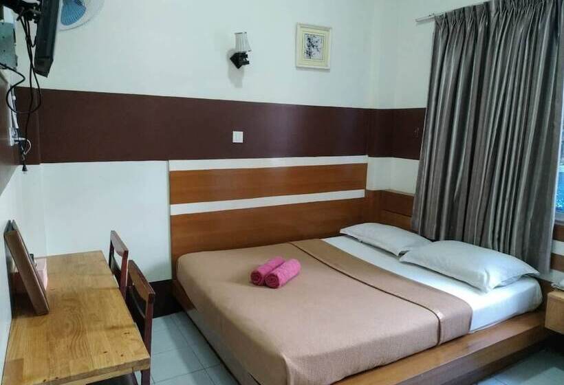 هتل Grand Diamond Guest House