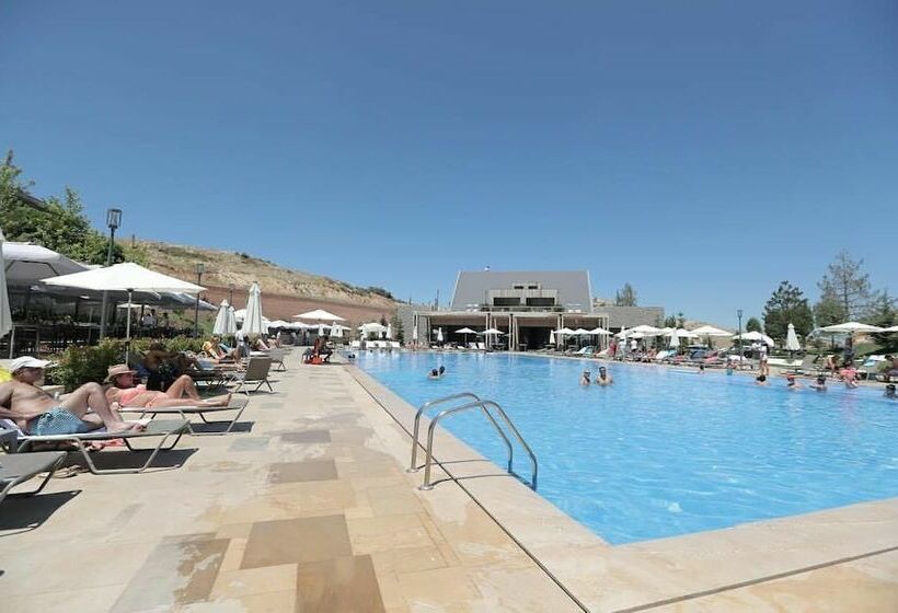 هتل Le Grand Chalet Zaarour