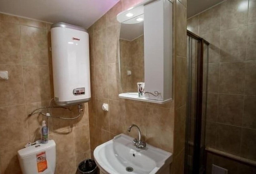 בית מלון כפרי Nadezhda