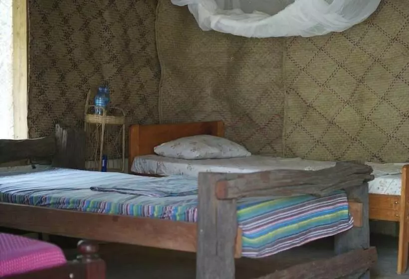 Hotelli Ngerengere River Eco Camp