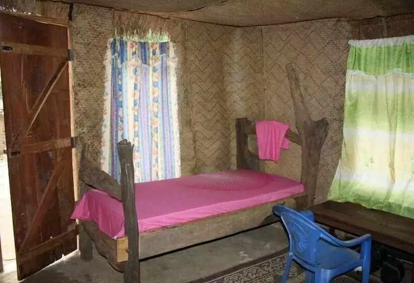 Hotelli Ngerengere River Eco Camp