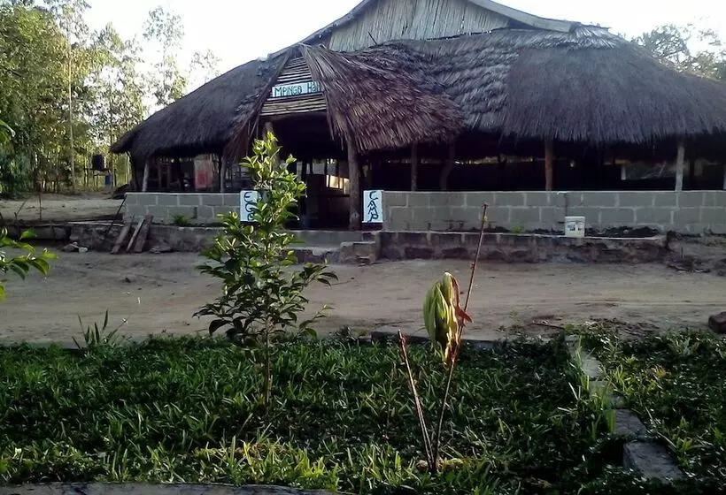 Hotelli Ngerengere River Eco Camp