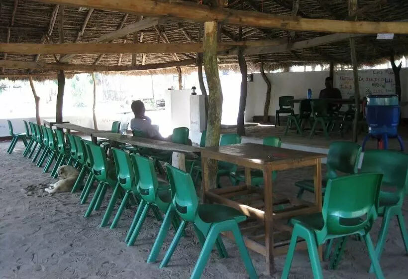 Hotelli Ngerengere River Eco Camp