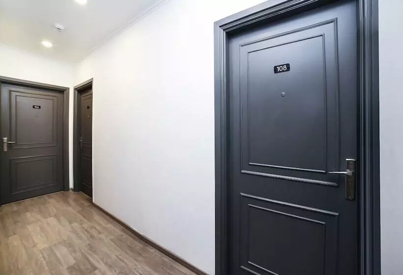 هتل Oyo Townhouse 062 Cyber City
