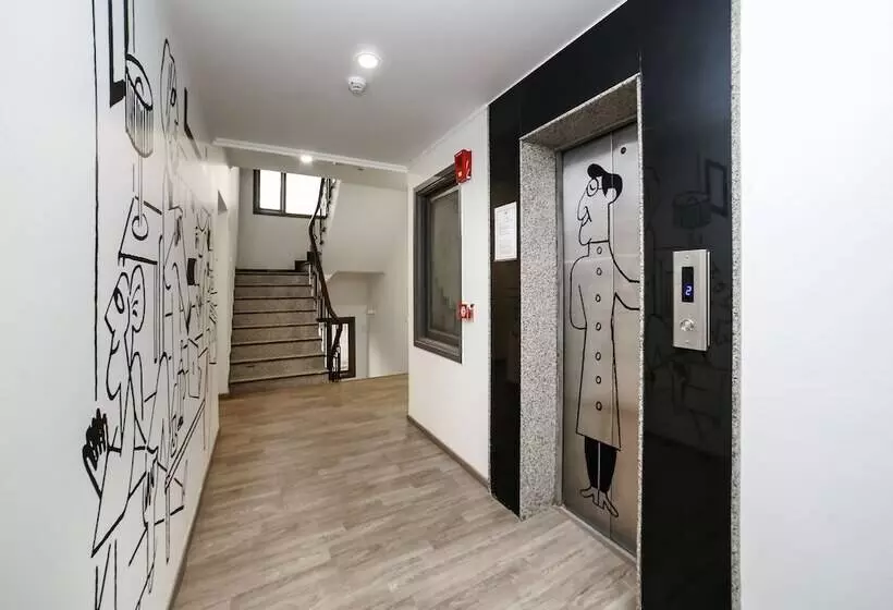 هتل Oyo Townhouse 062 Cyber City