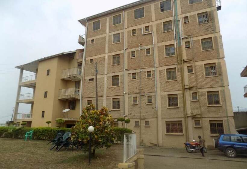 هتل Pride Travellers