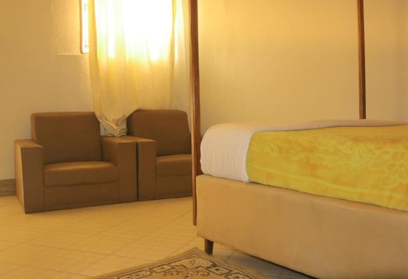 هتل Pride Travellers