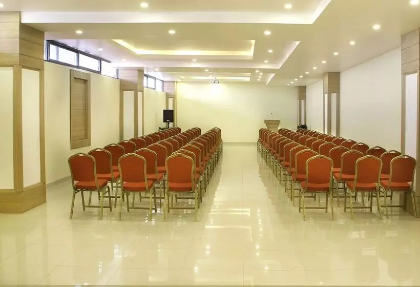 هتل Verandah