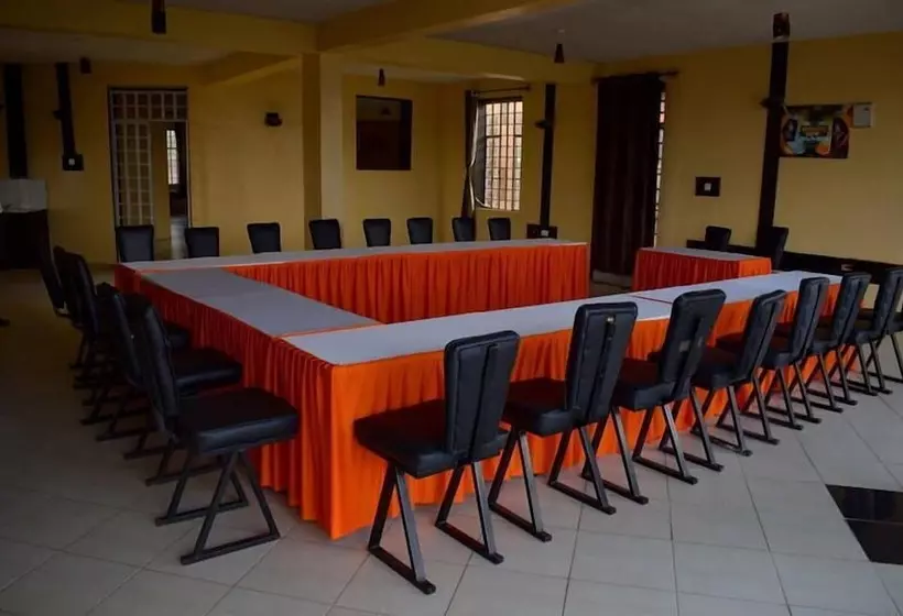 Kibar Mos Hotel And Lodges