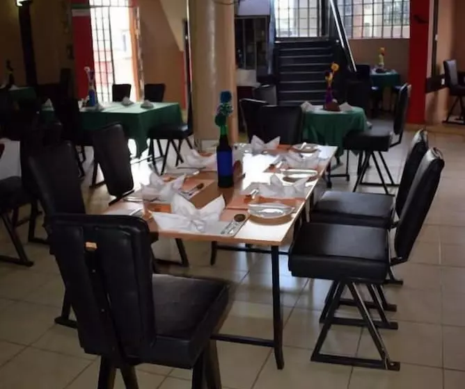 Kibar Mos Hotel And Lodges