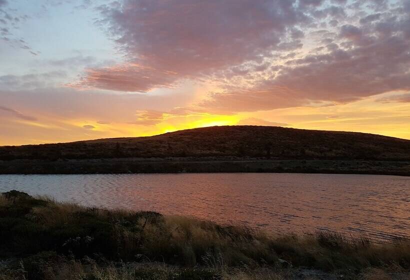 Lake Stella Mountain Huts
