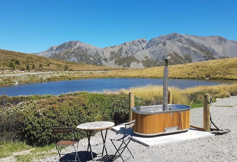 Lake Stella Mountain Huts