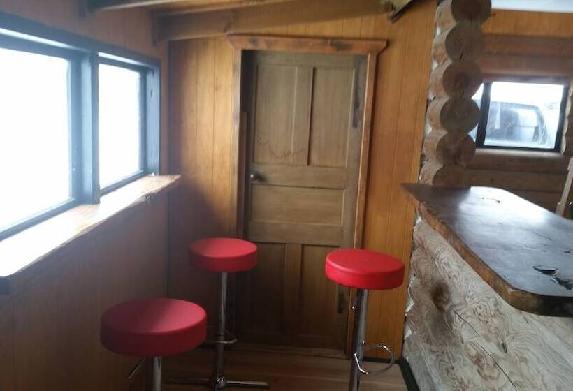 Lake Stella Mountain Huts