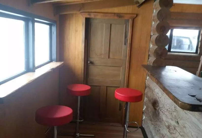Lake Stella Mountain Huts