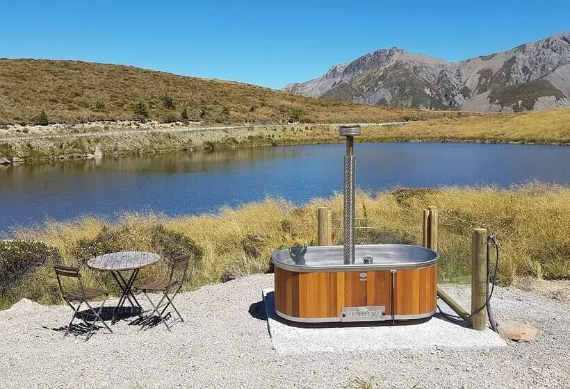 Lake Stella Mountain Huts